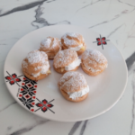 Gogoșele umplute cu cremă de vanilie și frișcă – desert pufos, fin și irezistibil Image 36
