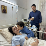 Secretul din Camera 412: Umbrele Trădării Image 1