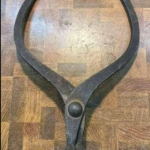 🕰️🔍 Misterul Obiectului Uitat: O Călătorie Prin Istorie, Curiozitate și Puterea Observației Image 6